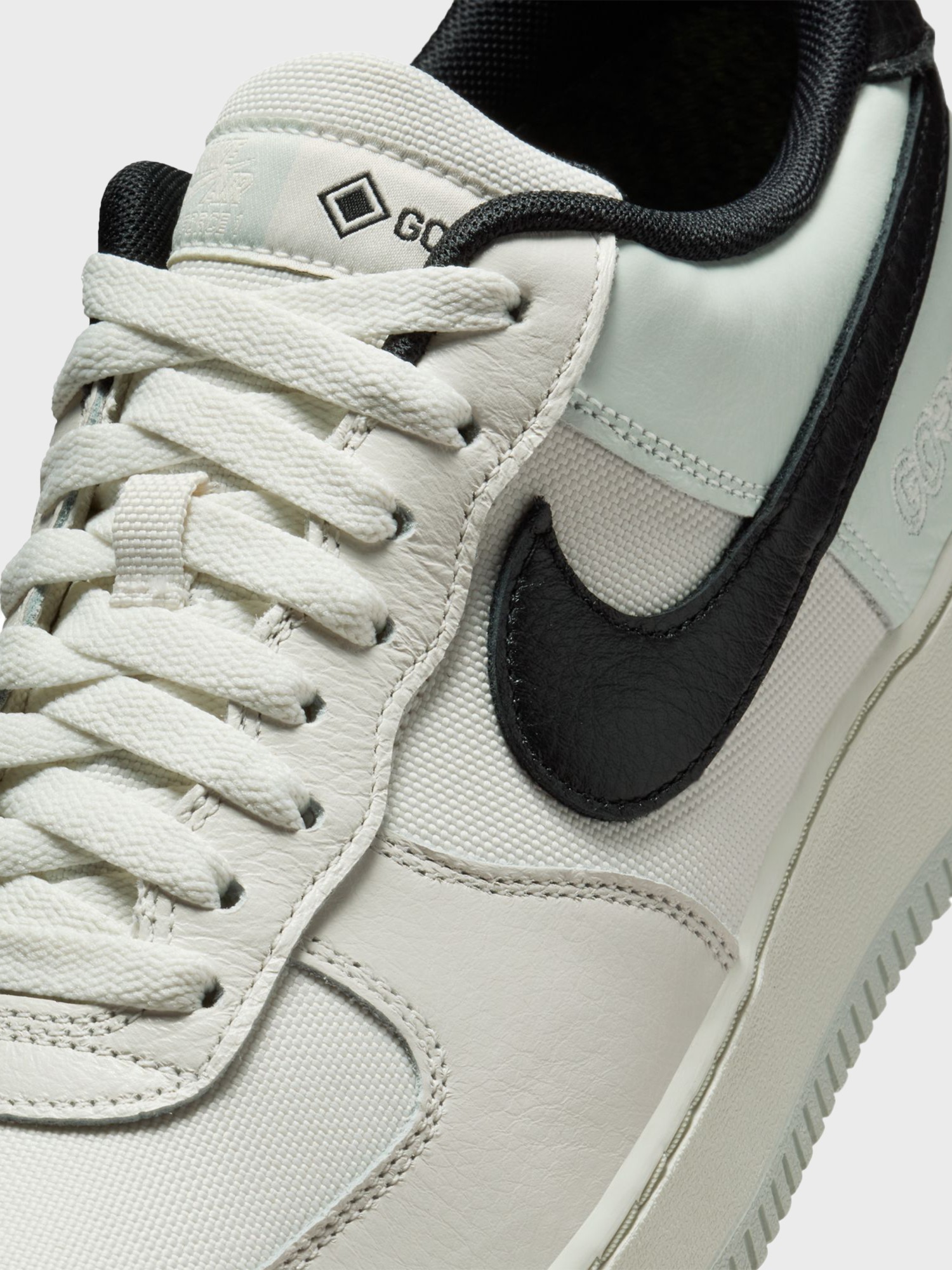 Кросівки чоловічі Nike AIR FORCE 1 GTX молочні CK2630-004 изображение 4