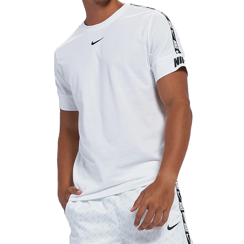 Футболка чоловіча Nike Sportswear Repeat T-Shirt Herren біла DD4497-100 — Sport City Футболка чоловіча Nike Sportswear Repeat T-Shirt Herren біла DD4497-100