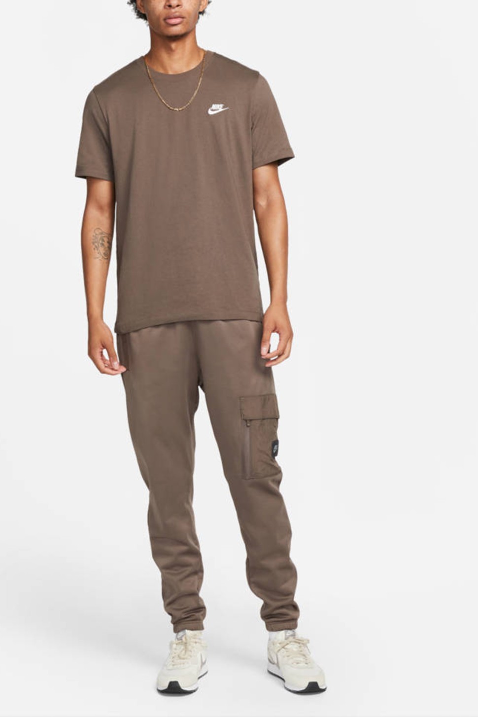 Футболка чоловіча Nike Sportswear Club темно-сіра AR4997-004  — фото 5