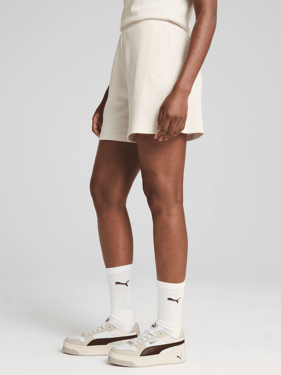 Шорти жіночі Puma ESS ELEVATED Shorts бежеві 68502687 — фото 3