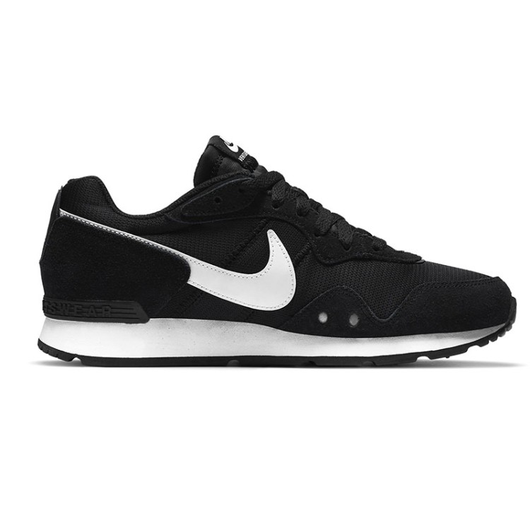 Кроссовки женские Nike Venture Runner Women's Shoe черные CK2948-001 изображение 1