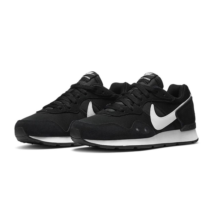 Кроссовки женские Nike Venture Runner Women's Shoe черные CK2948-001 изображение 3