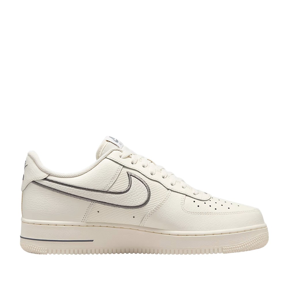 Кроссовки мужские Nike NIKE AIR FORCE 1 07 кремовые IB7677-101