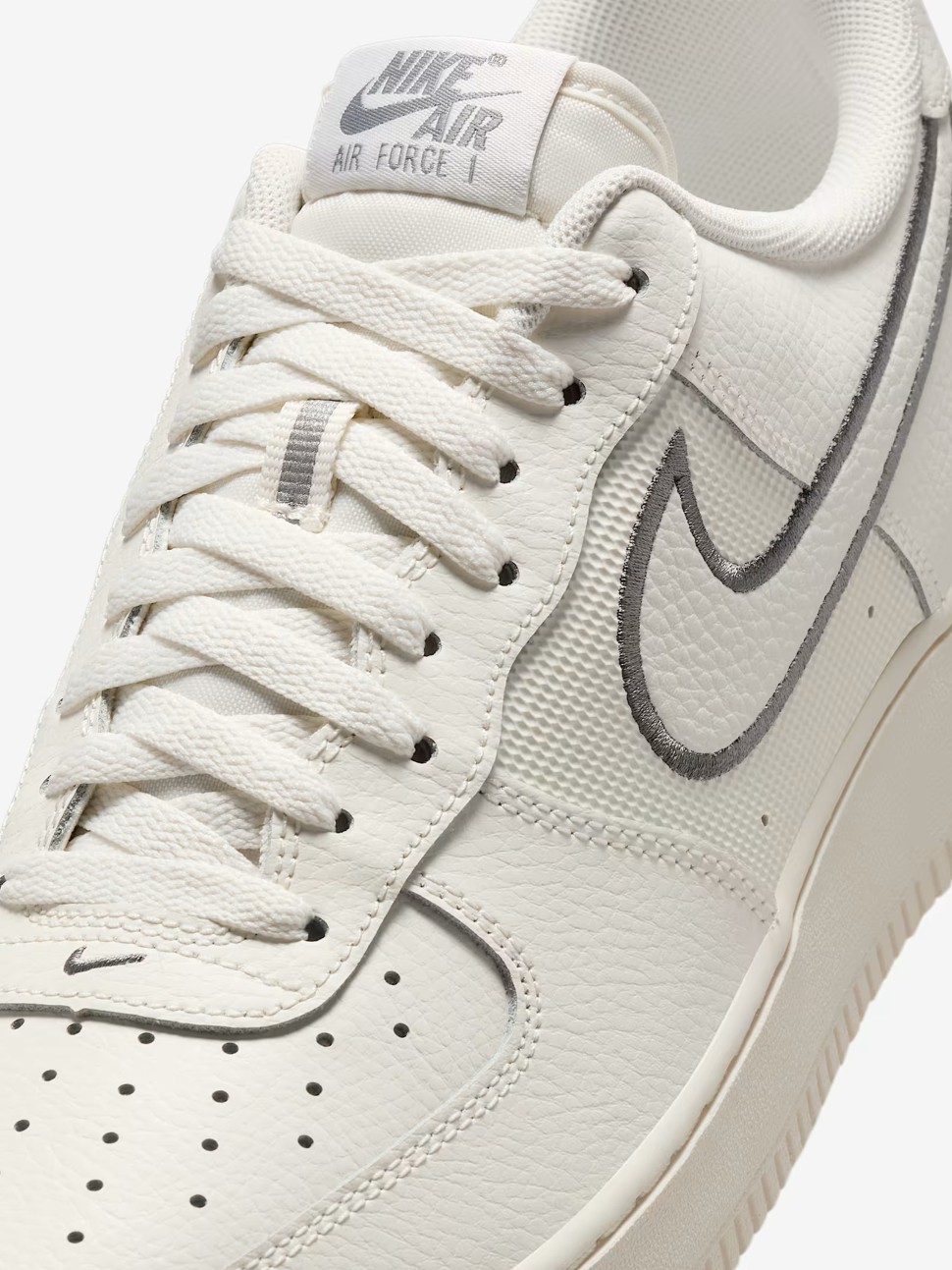 Кроссовки мужские Nike NIKE AIR FORCE 1 07 кремовые IB7677-101 — фото 5