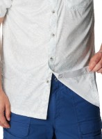 Рубашка мужская Columbia SUPER SLACK TIDE™ CAMP SHIRT серая 1653761-017 изображение 4