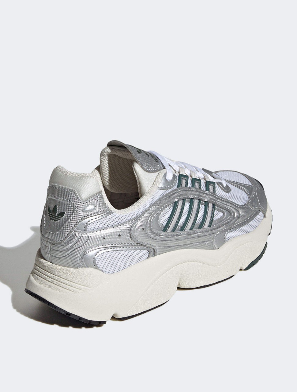 Кросівки жіночі Adidas OZMILLEN W білі IG1919 — фото 6 — Sport City Кросівки жіночі Adidas OZMILLEN W білі IG1919 — фото 6