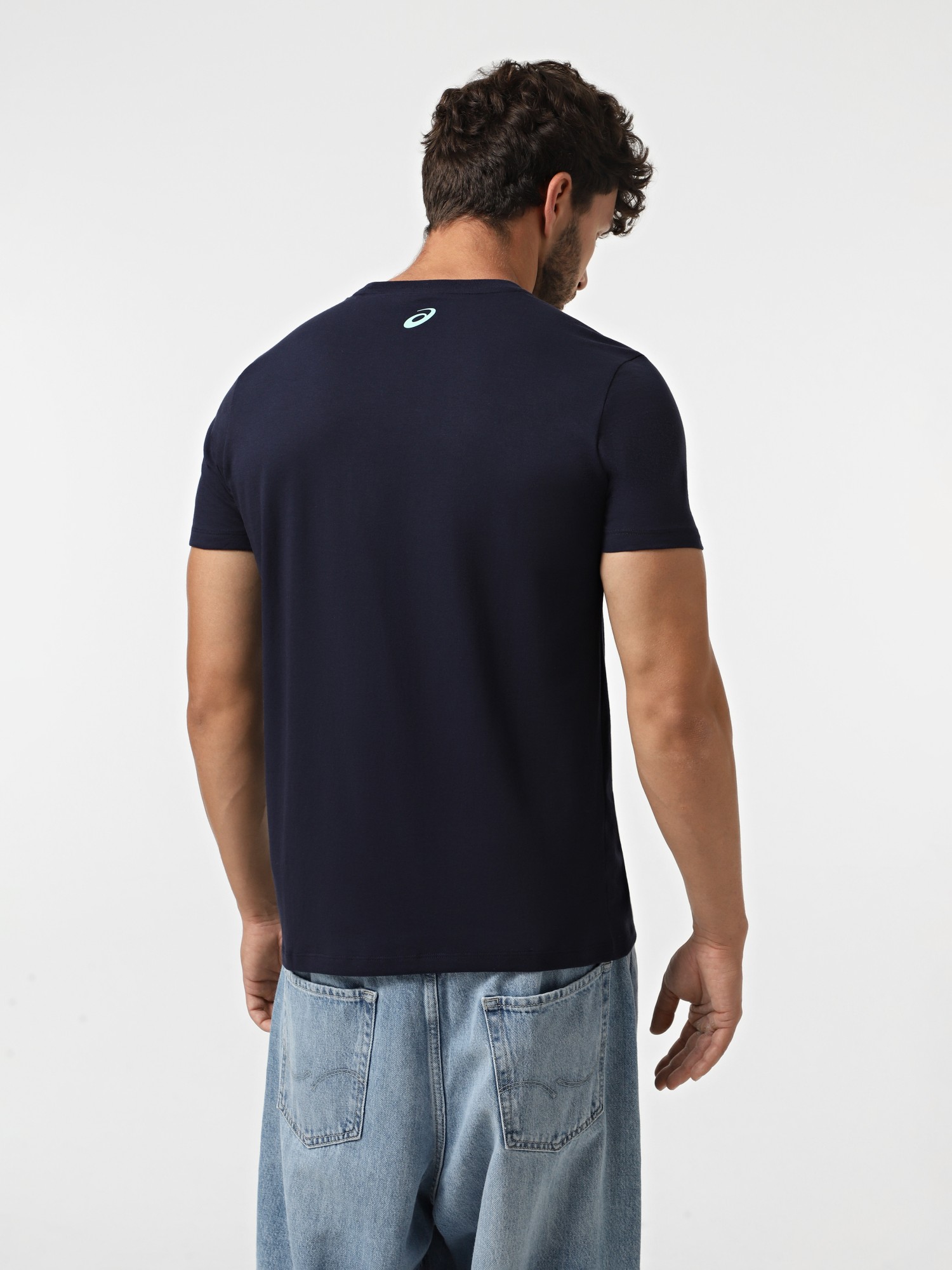 Футболка чоловіча Asics ASICS CHEST LOGO SS TEE темно-синя 2031E659-404 изображение 3