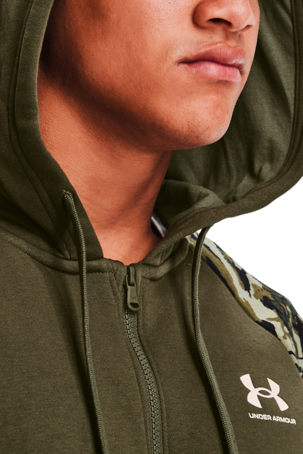 Толстовка мужская Under Armour Ua Rival Flc Camo Script Fz зеленая 1366310-390 — фото 4