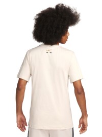 Футболка чоловіча Nike M NSW SW AIR GRAPHIC TEE бежева FN7704-104 изображение 3