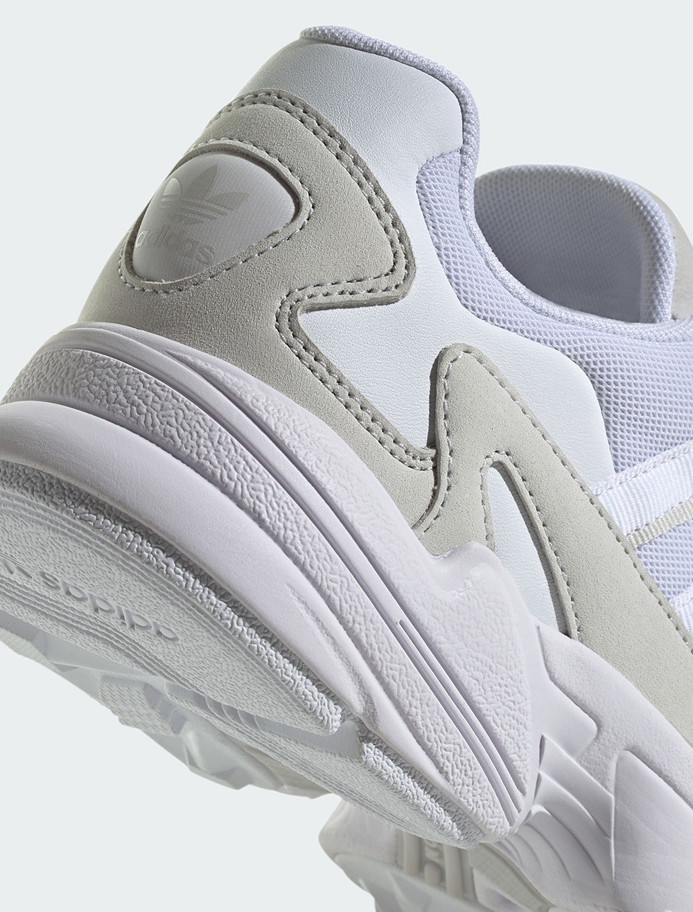 Кросівки жіночі Adidas FALCON W білі IG5732 изображение 8