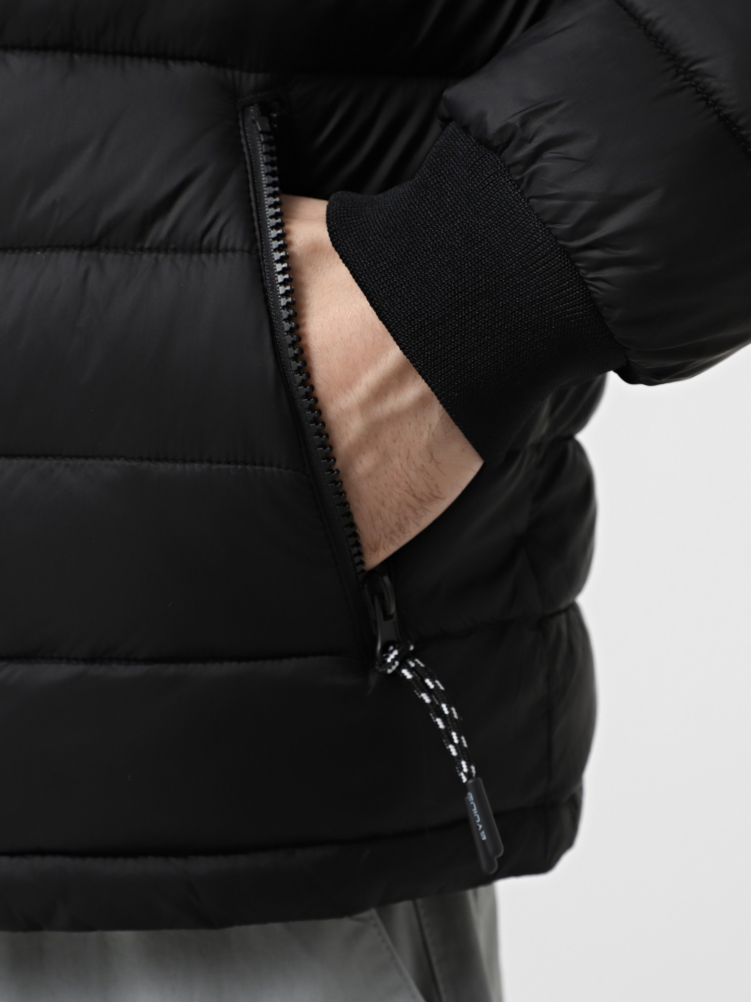 Куртка мужская Evoids Mortis черная 272503-010 изображение 6