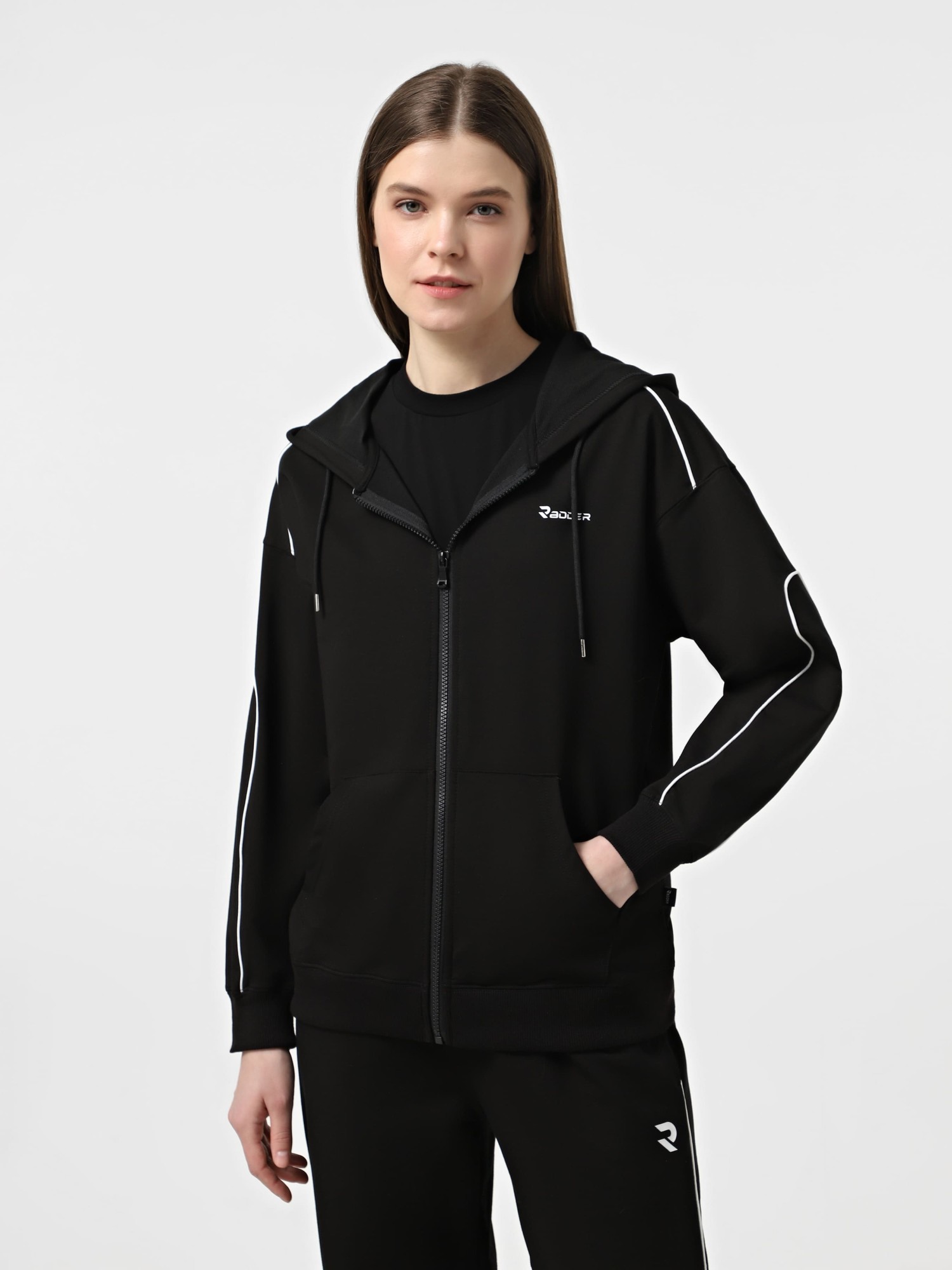 Толстовка жіноча Radder Savant чорна 442531-010  изображение 2