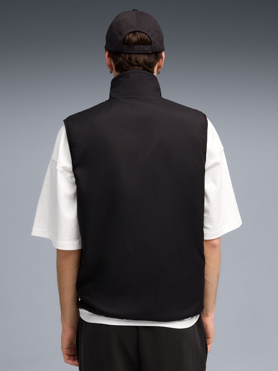Жилет чоловічий Puma Reversible Sherpa Vest чорний 68837201 — фото 3