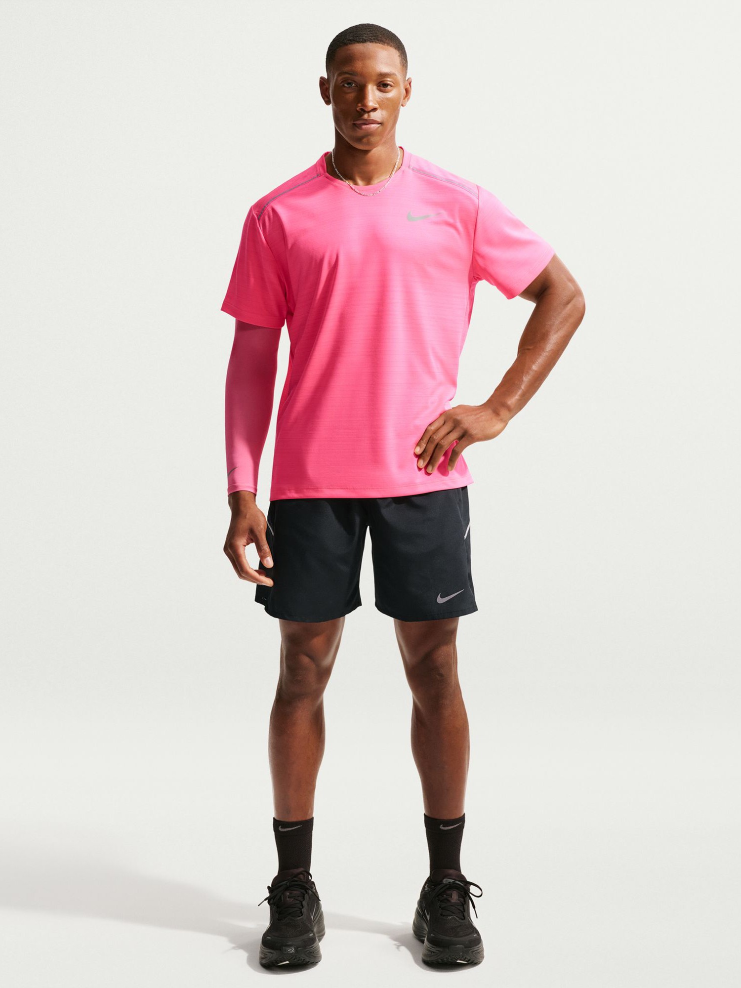 Шорты мужские Nike M NK DF MILER 7UL SHORT черные IF2056-010 изображение 5