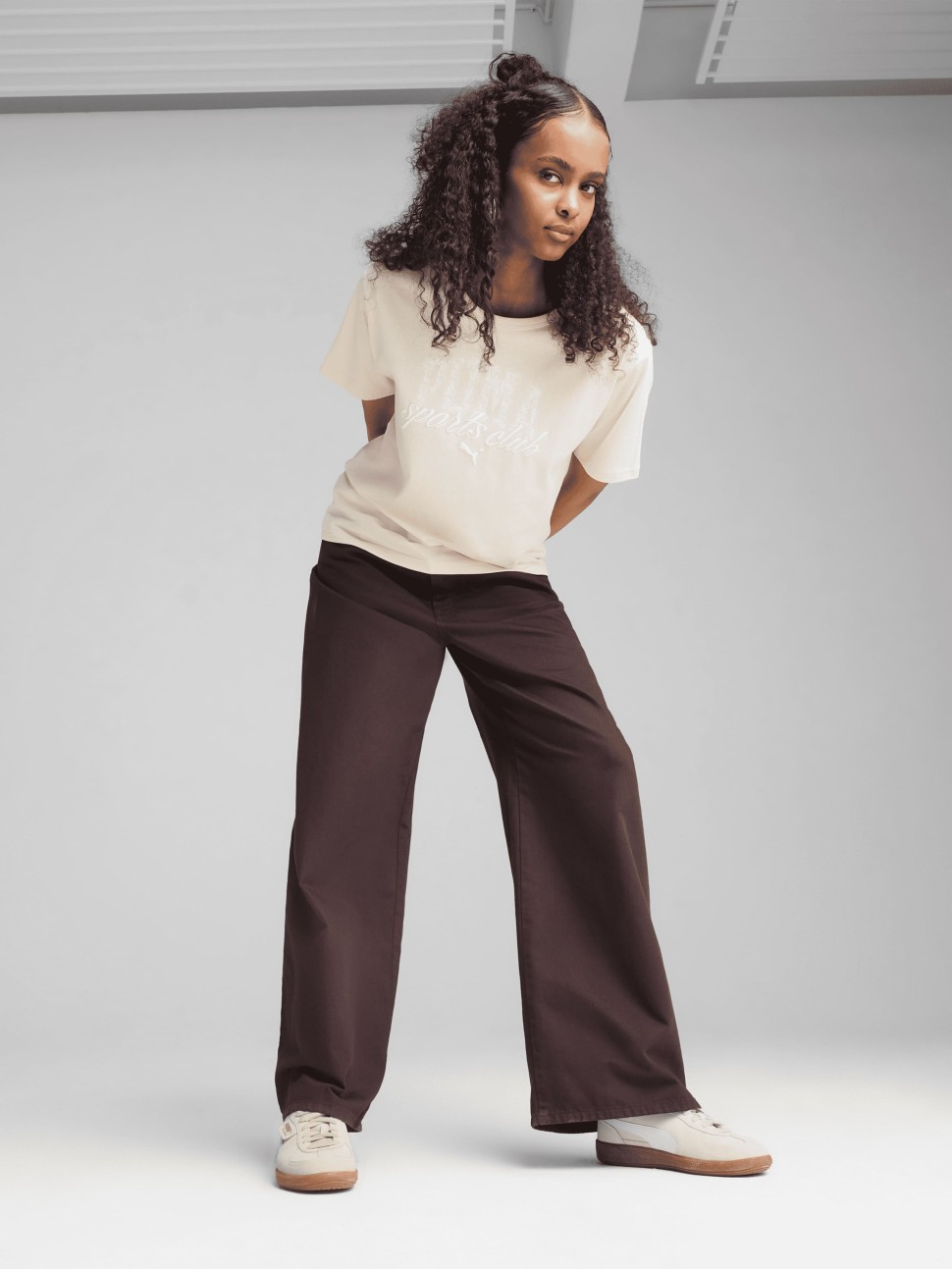 Футболка жіноча Puma CLASS Relaxed Tee бежева 68503187 — фото 4