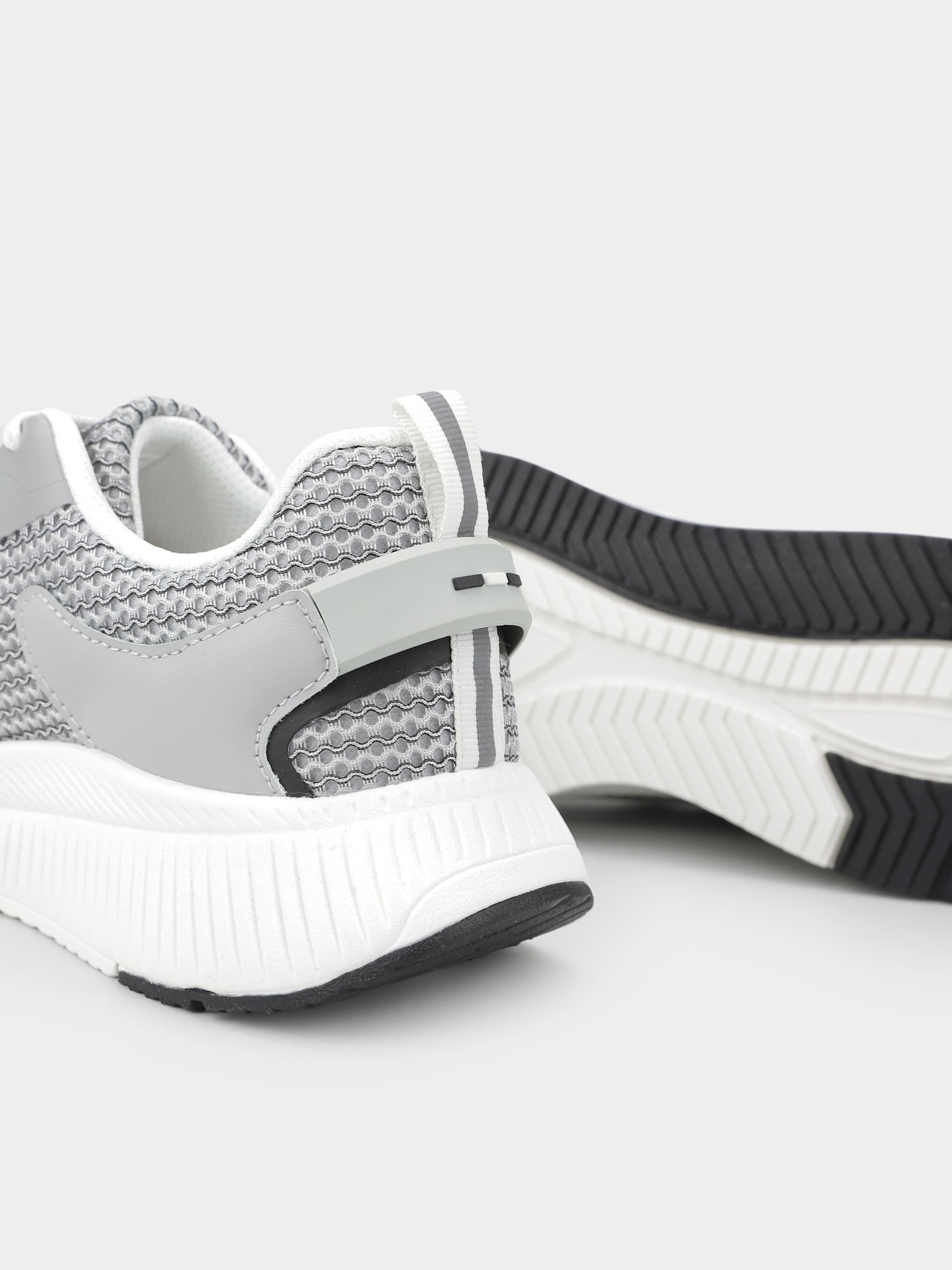 Кросівки чоловічі Radder Ryker сірі 402504-011 изображение 5