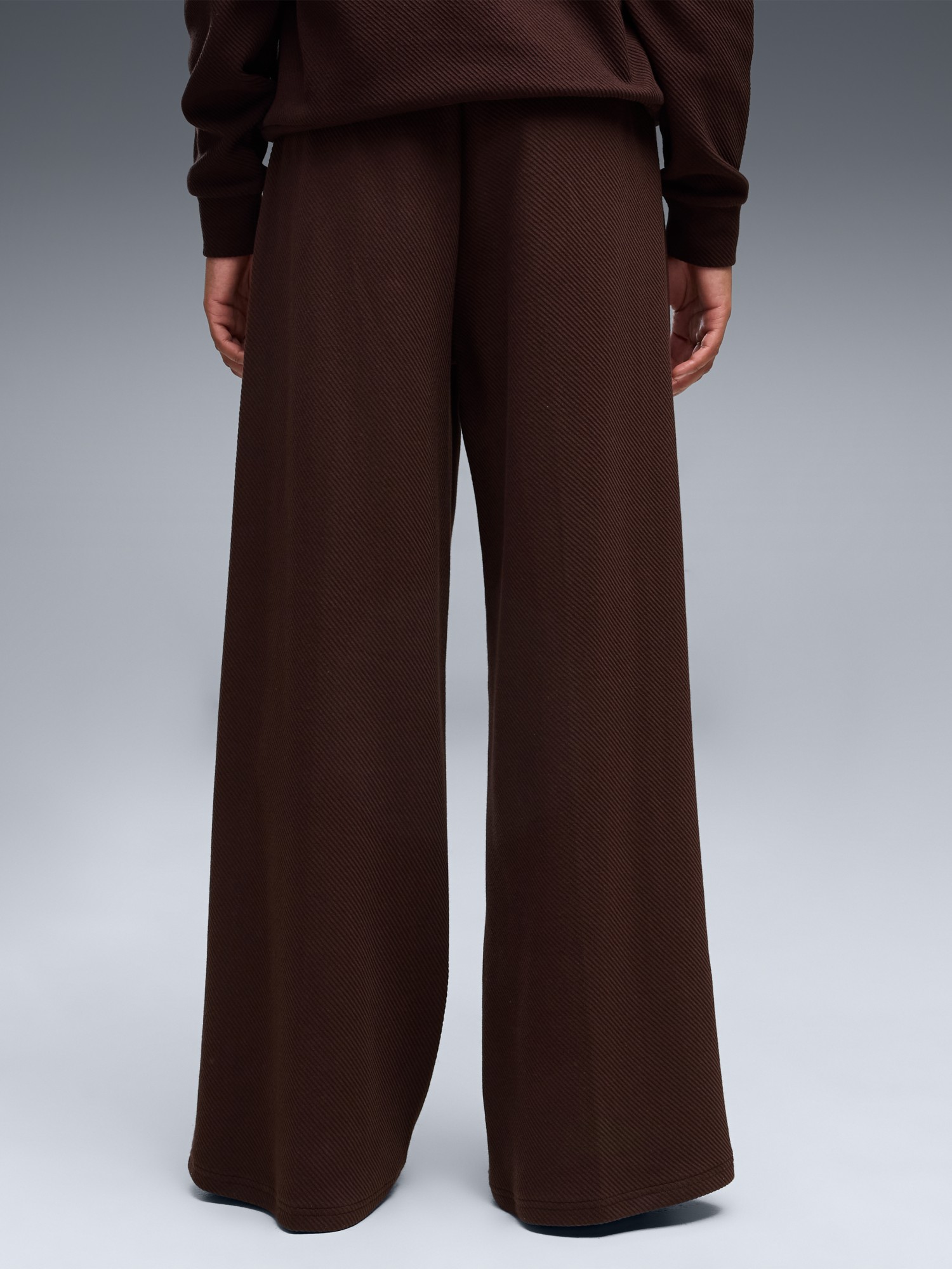 Брюки женские Puma CLASS Relaxed Wide Leg Pants коричневые 69401333 изображение 3