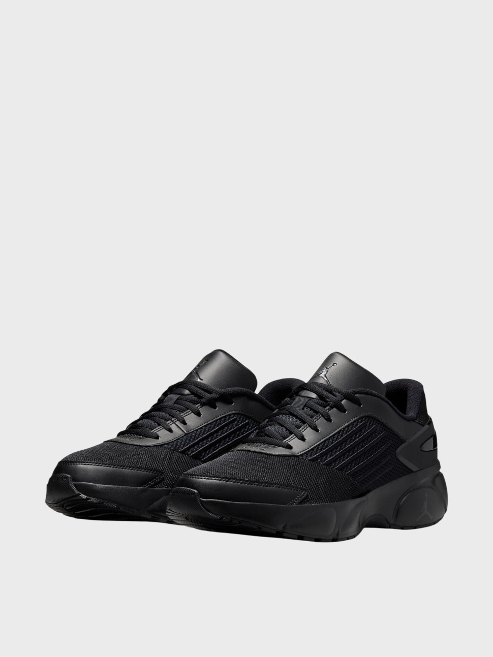 Кроссовки мужские Nike JORDAN TRUNNER FLOW черные IO2091-005 — фото 3 — Sport City Кроссовки мужские Nike JORDAN TRUNNER FLOW черные IO2091-005 — фото 3