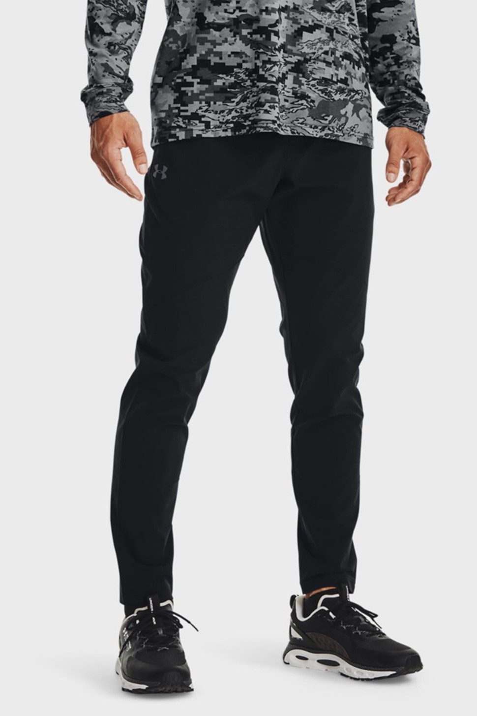 Штани чоловічі Under Armour UA STRETCH WOVEN PANT чорні 1366215-001 — фото 2