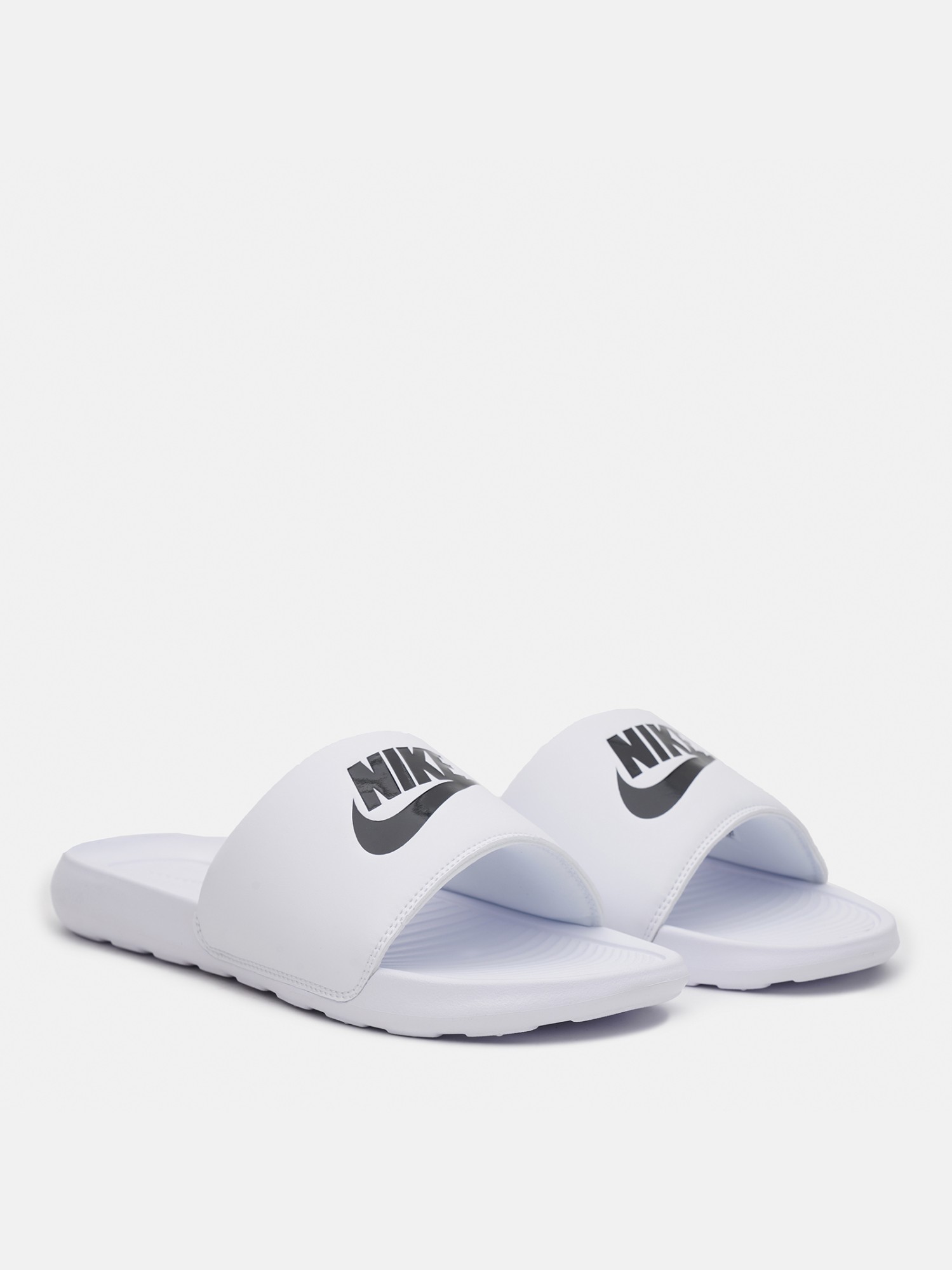 Пляжне взуття чоловіче Nike VICTORI ONE SLIDE біле CN9675-100 изображение 3