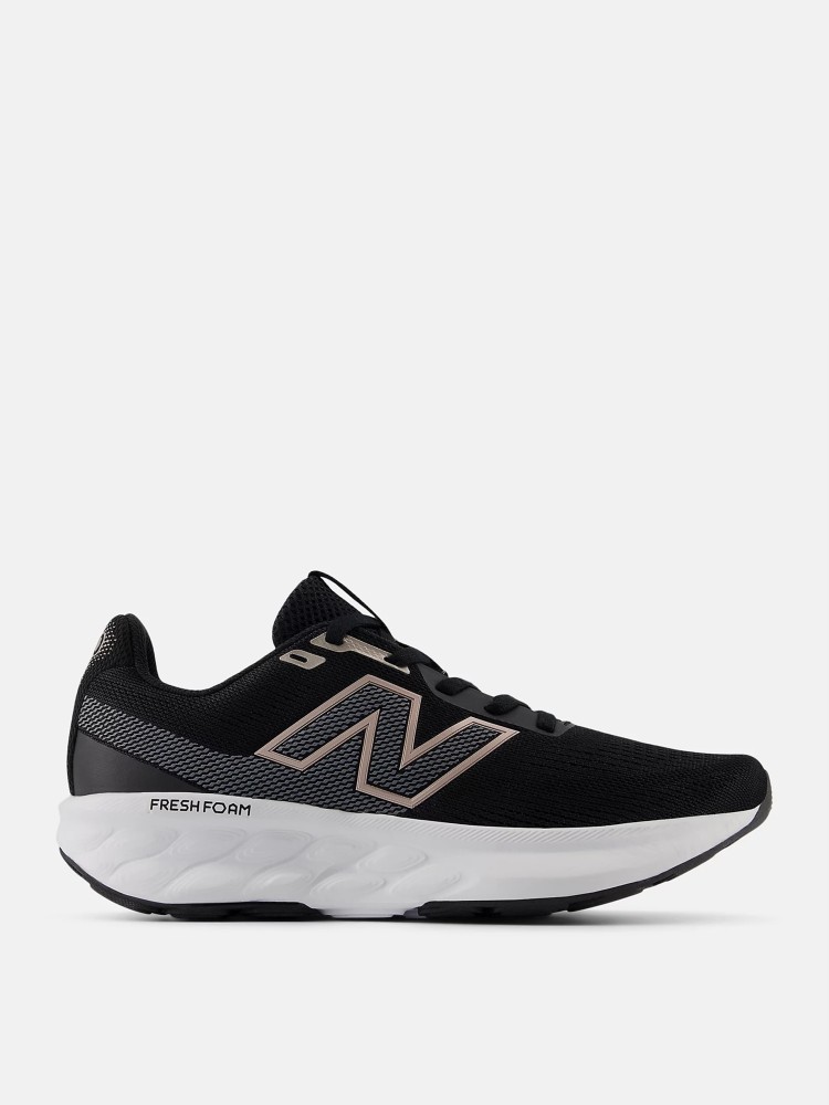 Кроссовки женские New Balance 520 черные W520LK9 изображение 2