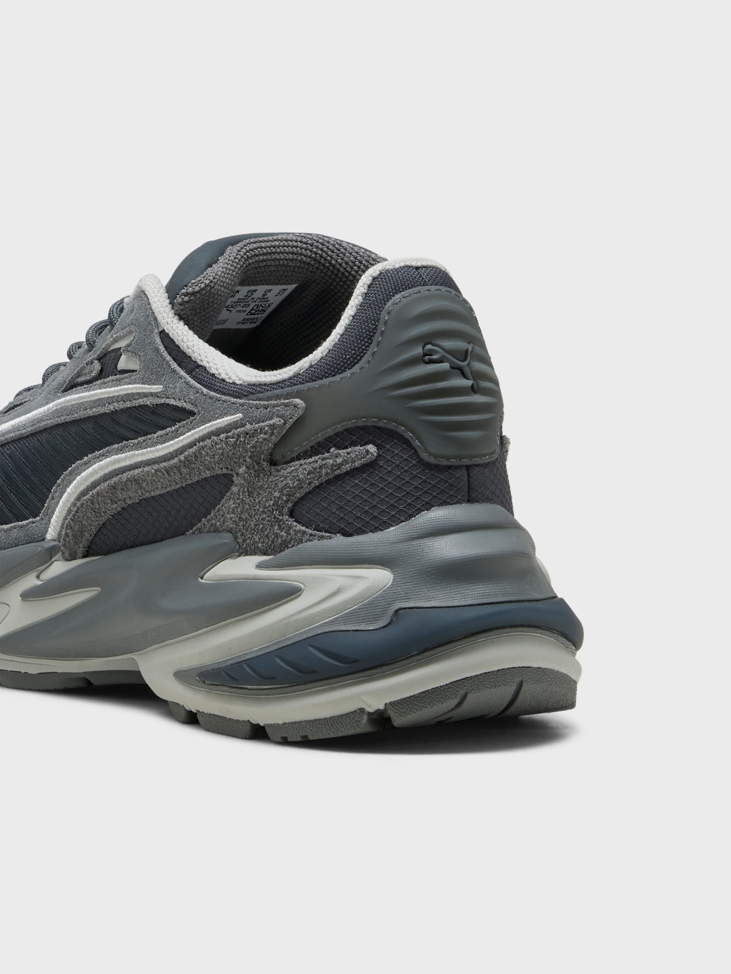 Кроссовки мужские Puma RS Surge Hairy Suede графитовые 40432705 изображение 4