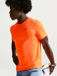 Футболка чоловіча Nike M NK DF UV MILER SS помаранчева IF2082-803 изображение 5