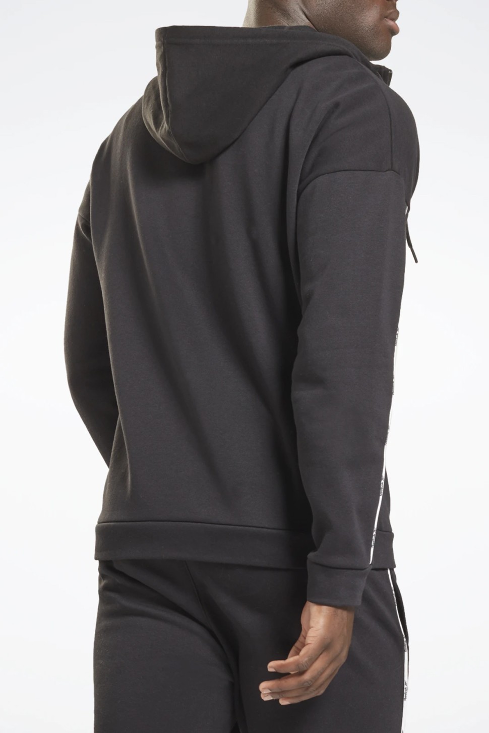 Толстовка мужская Reebok Te Piping Fz Hoodie черная GS9301 — фото 3 — Sport City Толстовка мужская Reebok Te Piping Fz Hoodie черная GS9301 — фото 3