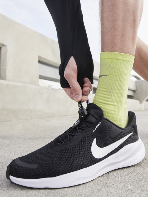 Кросівки чоловічі Nike NIKE REVOLUTION 7 EASYON чорні FQ4112-001 изображение 9