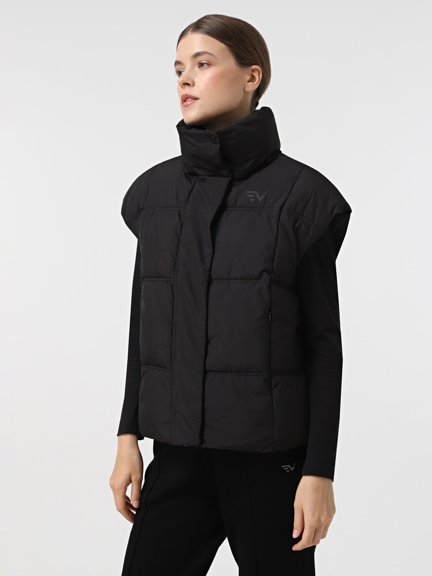 Жилет жіночий Evoids Supita чорний 722501-010 изображение 2