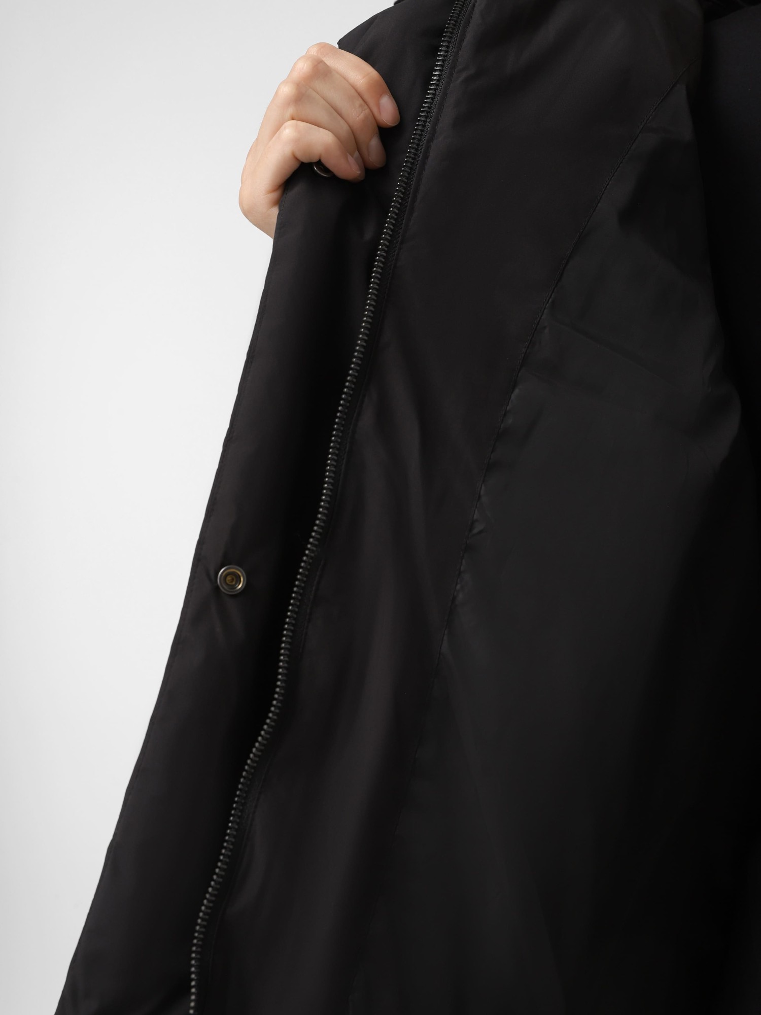 Жилет жіночий Evoids Supita чорний 722501-010 изображение 6