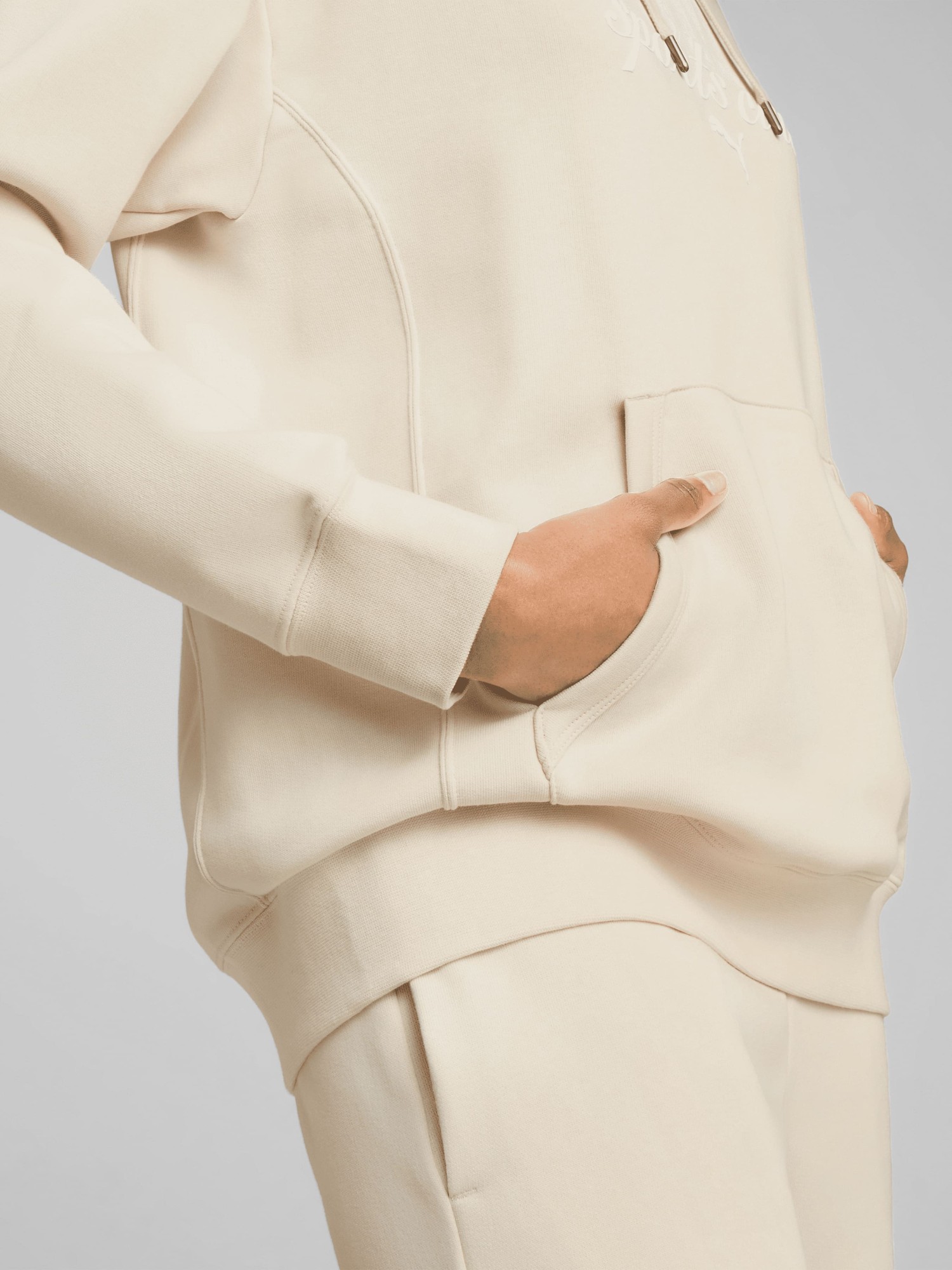 Толстовка женская Puma PUMA CLASS Relaxed Hoodie бежевая 68503487 изображение 5