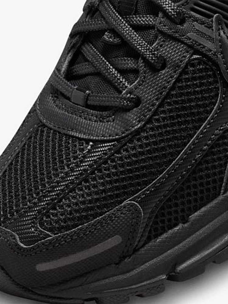 Кросівки чоловічі Nike NIKE ZOOM VOMERO 5 чорні BV1358-003 изображение 5