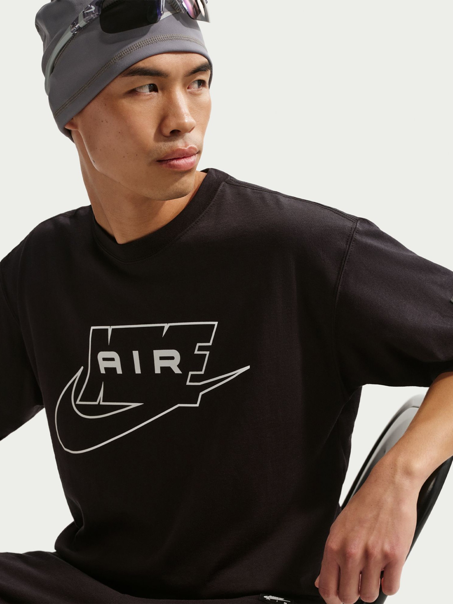 Футболка чоловіча Nike U NSW TEE LSE NIKE AIR чорна IH1359-010 изображение 5