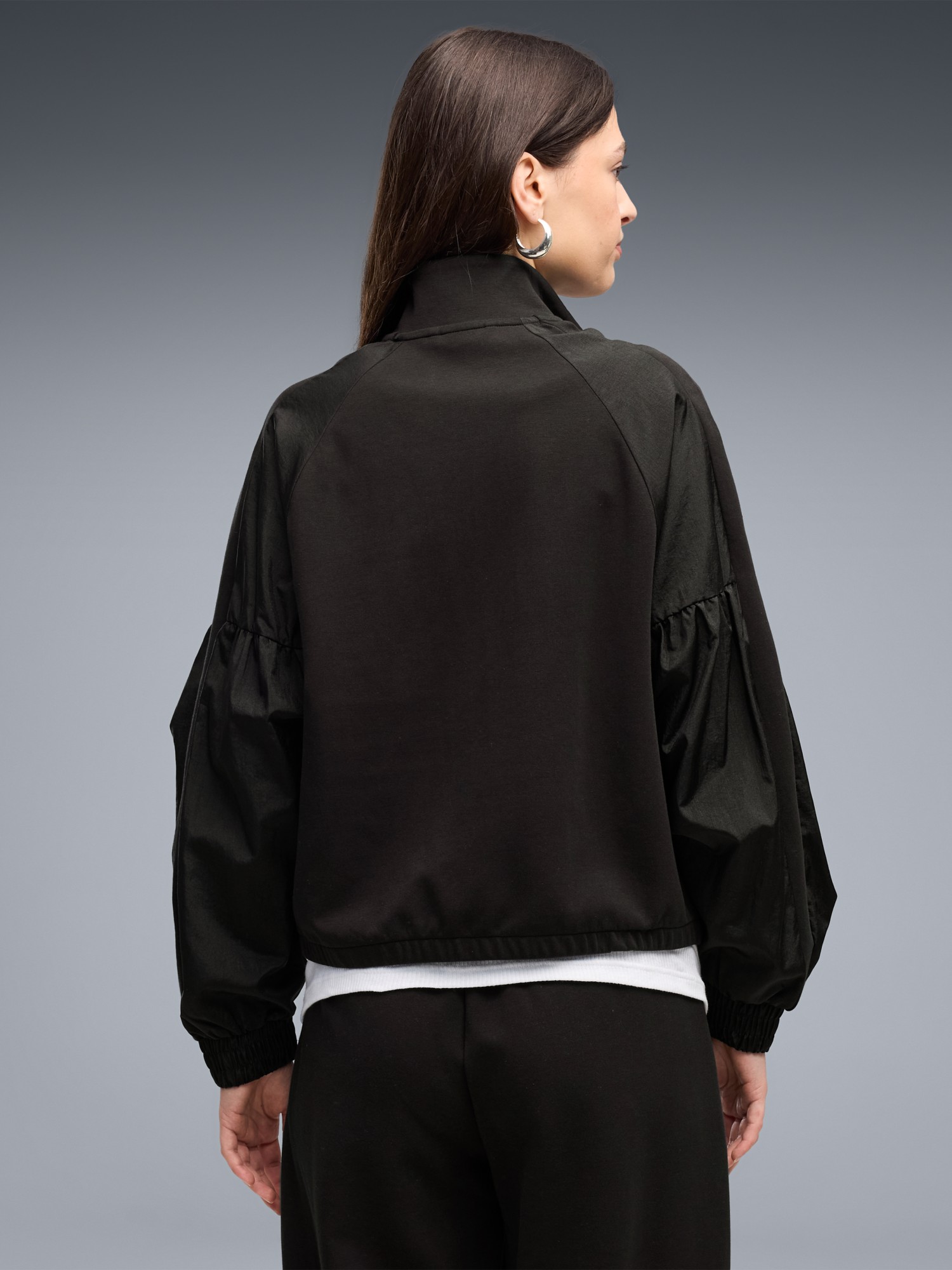 Толстовка женская Puma HER Full-Zip Relaxed DK Jacket черная 69402301 изображение 3