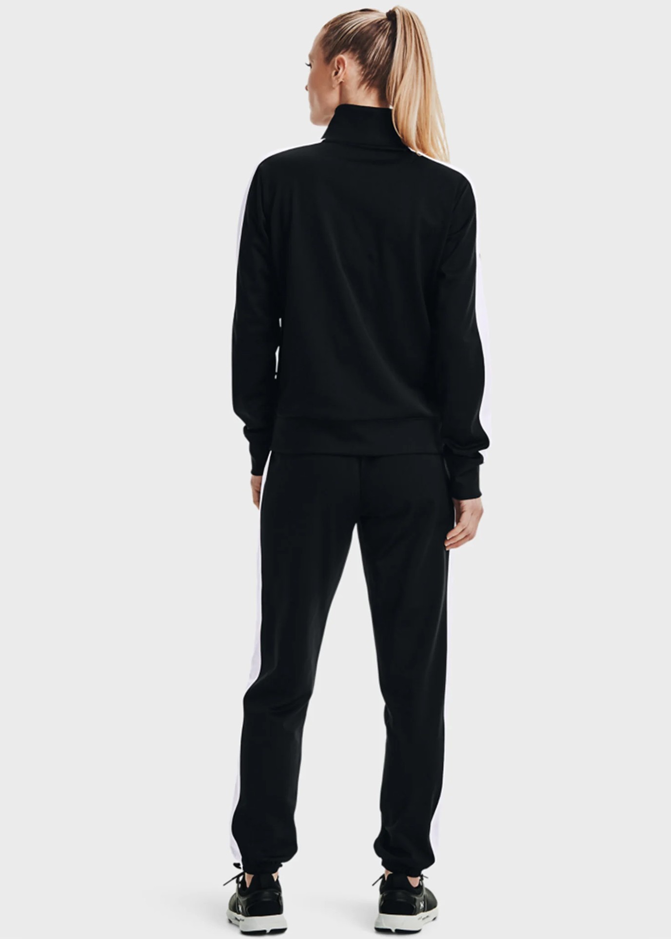 Костюм жіночий Under Armour Tricot Tracksuit чорний 1365147-001 изображение 4