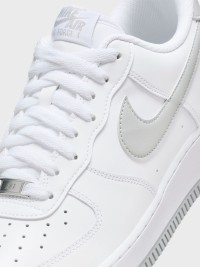 Кроссовки мужские Nike AIR FORCE 1 07 белые FJ4146-100 изображение 4