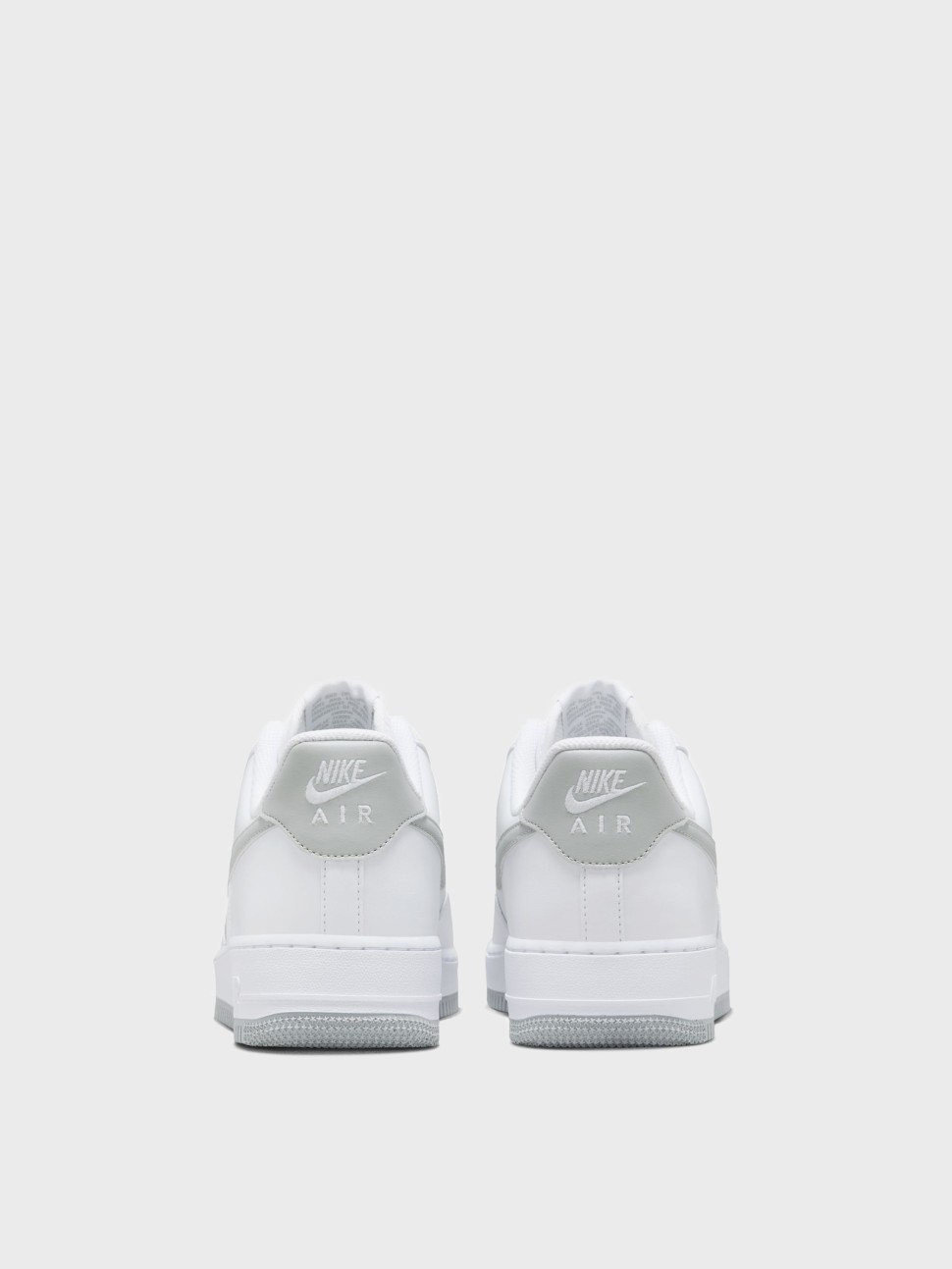Кроссовки мужские Nike AIR FORCE 1 07 белые FJ4146-100 — фото 7 — Sport City Кроссовки мужские Nike AIR FORCE 1 07 белые FJ4146-100 — фото 7
