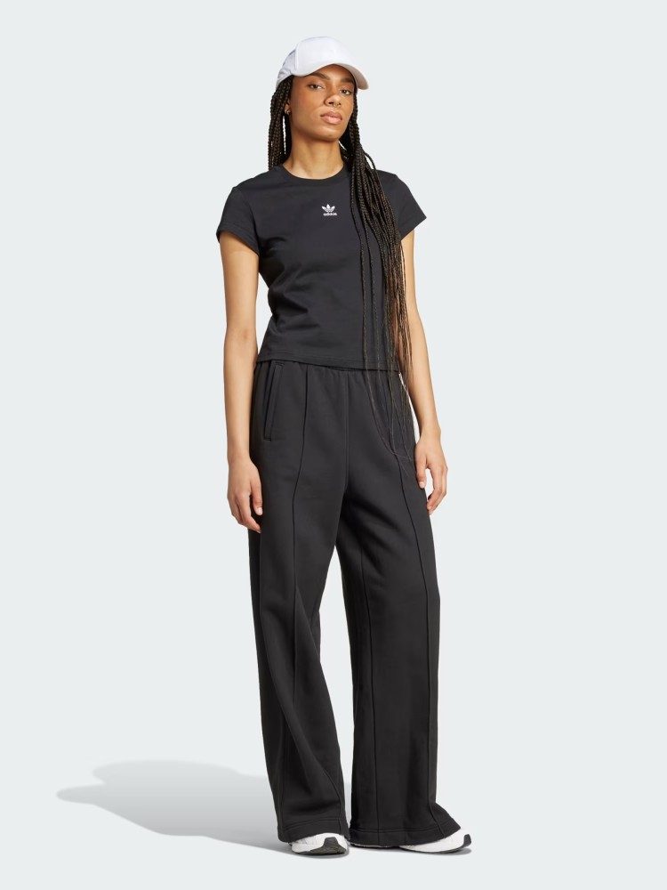 Футболка жіноча Adidas ESS SLIM TEE чорна IW5707 изображение 6
