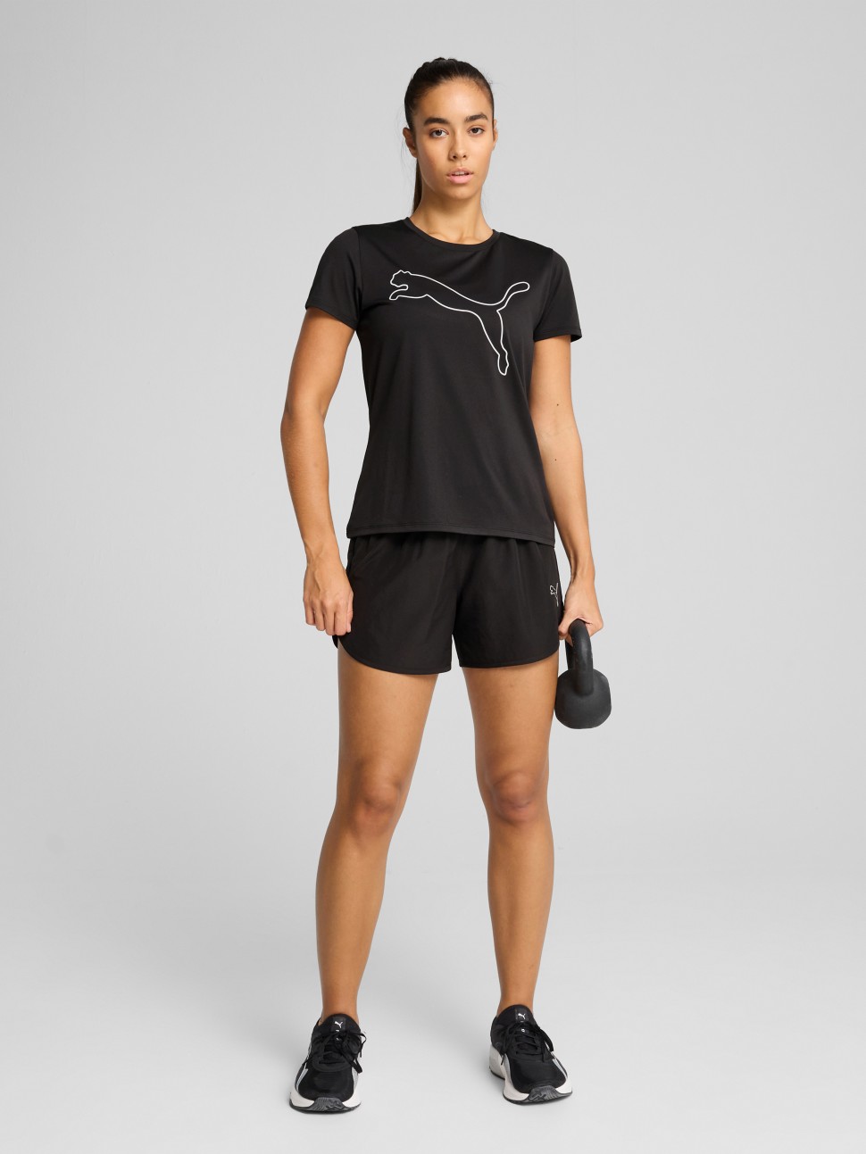Футболка жіноча Puma W TAD ESSENTIAL Logo Tee чорна 52589201 — фото 2 — Sport City Футболка жіноча Puma W TAD ESSENTIAL Logo Tee чорна 52589201 — фото 2