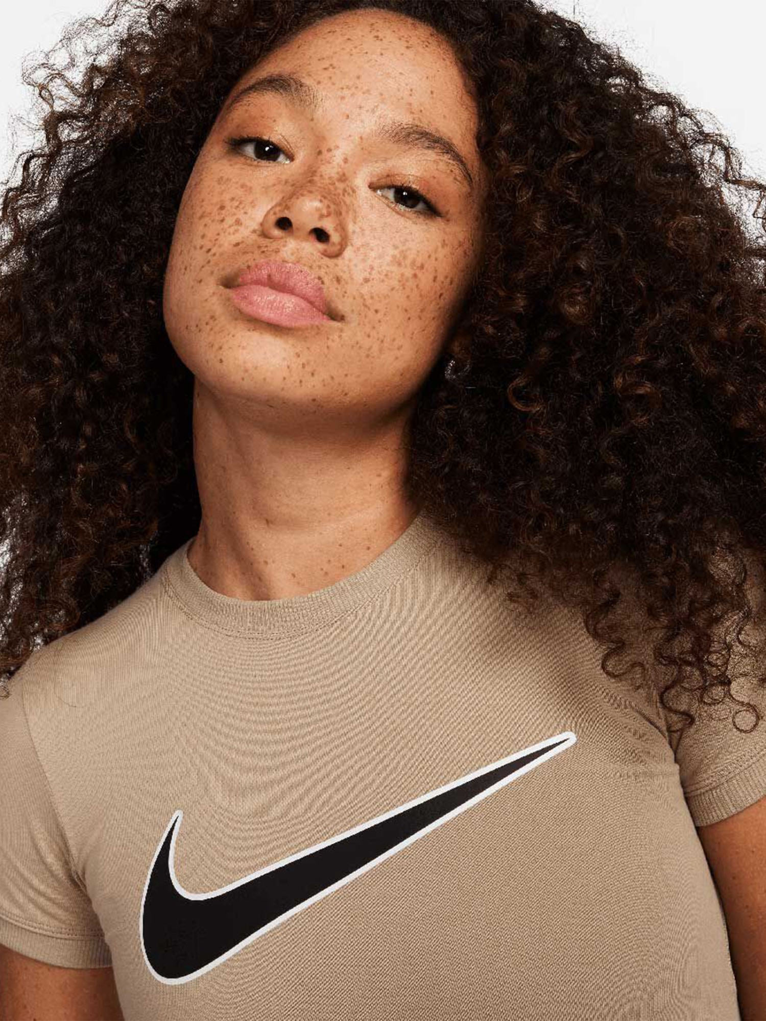 Футболка женская Nike W NSW TEE BBY SW бежевая FV5310-247 изображение 4