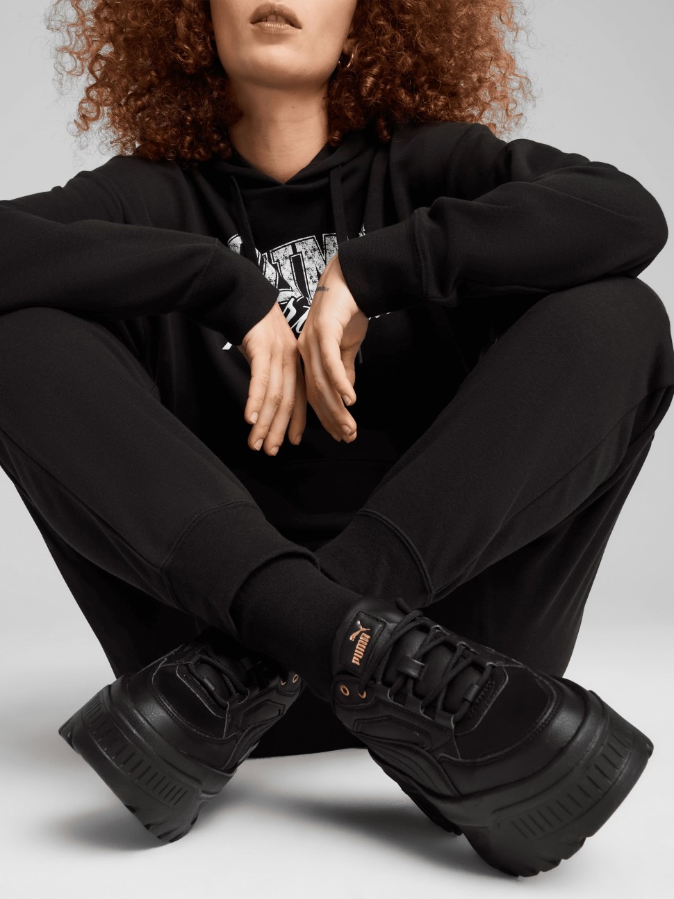 Штани жіночі Puma CLASS Sweatpants чорні 68503701 — фото 4