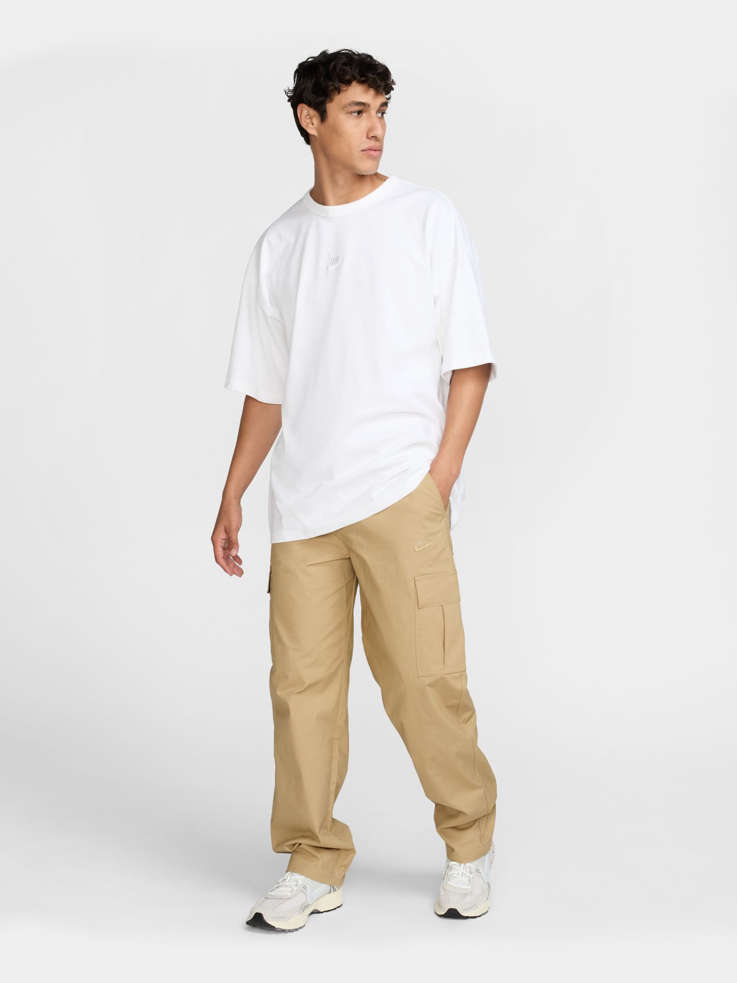 Штани чоловічі Nike M NK CLUB CARGO PANT бежеві FZ5765-297 изображение 7