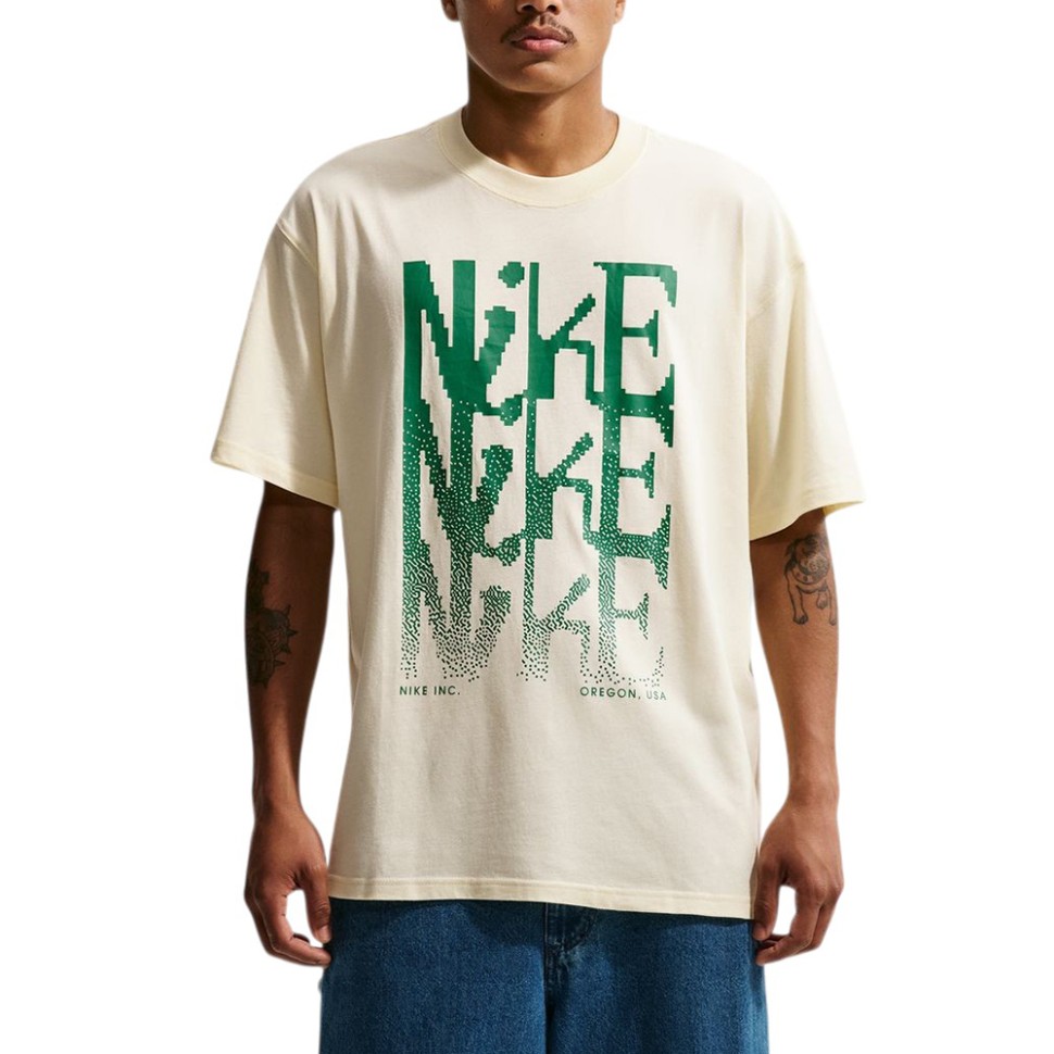 Футболка мужская Nike U NSW TEE LSE NIKE бежевая IH1361-113 — Sport City Футболка мужская Nike U NSW TEE LSE NIKE бежевая IH1361-113