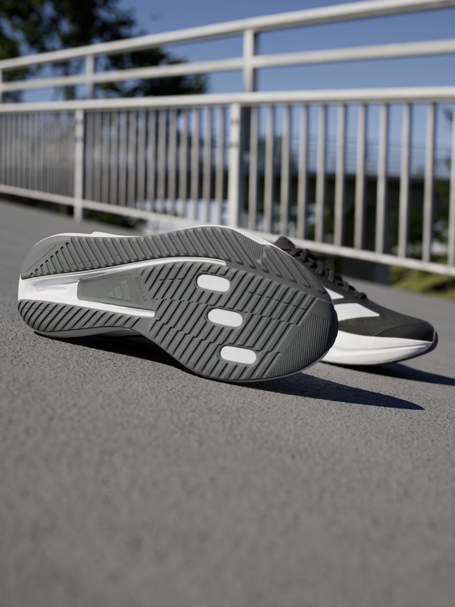 Кросівки жіночі Adidas DURAMO SL2 W чорні IH8225 изображение 9