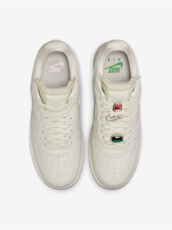 Кроссовки женские Nike WMNS NIKE AIR FORCE 1 LO PRM бежевые DN5463-001 изображение 9