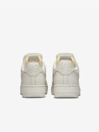 Кроссовки женские Nike WMNS NIKE AIR FORCE 1 LO PRM бежевые DN5463-001 изображение 10