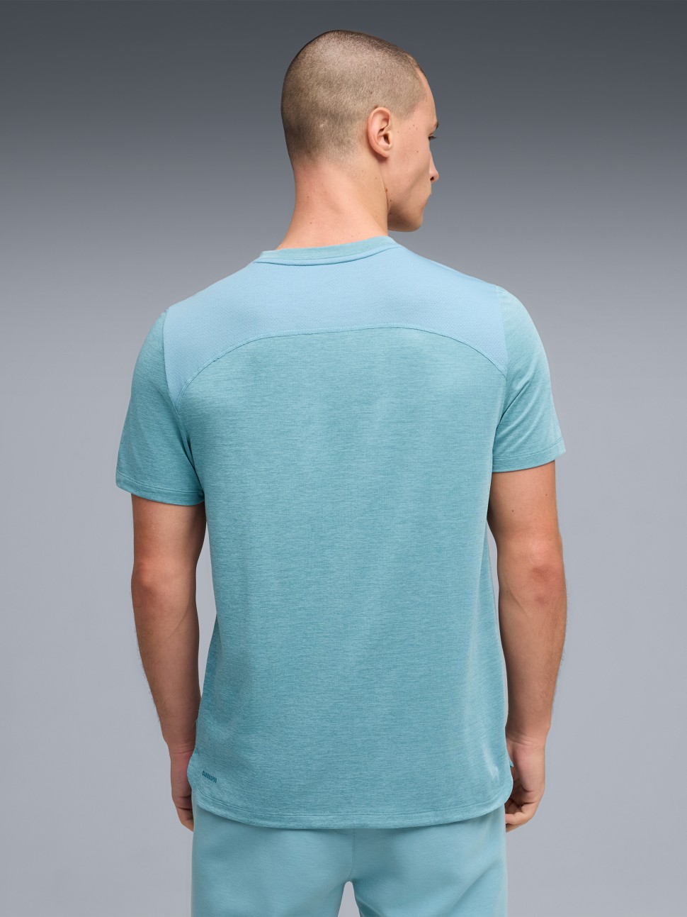 Футболка мужская Puma M CLOUDSPUN TEE бирюзовая 52759346 — фото 3 — Sport City Футболка мужская Puma M CLOUDSPUN TEE бирюзовая 52759346 — фото 3
