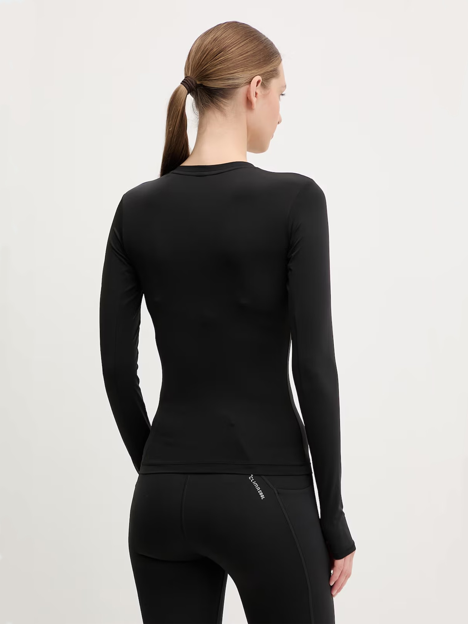 Футболка женская Adidas PWR ESS C LS черная KD2210 изображение 3