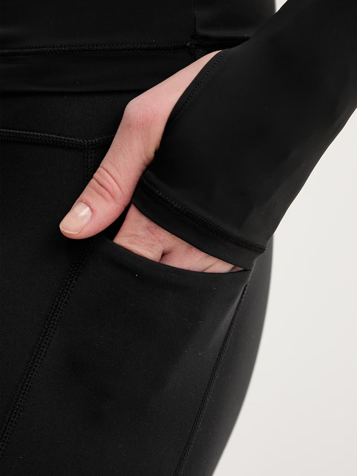 Футболка женская Adidas PWR ESS C LS черная KD2210 изображение 6